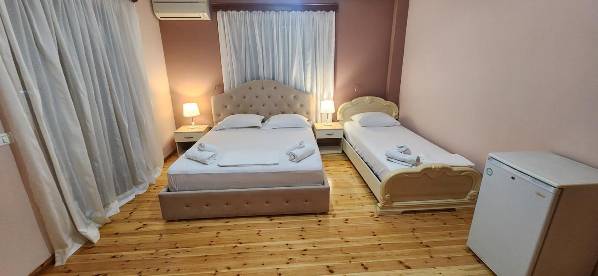 Hotel Vila Danedi Ksamil Esterno foto
