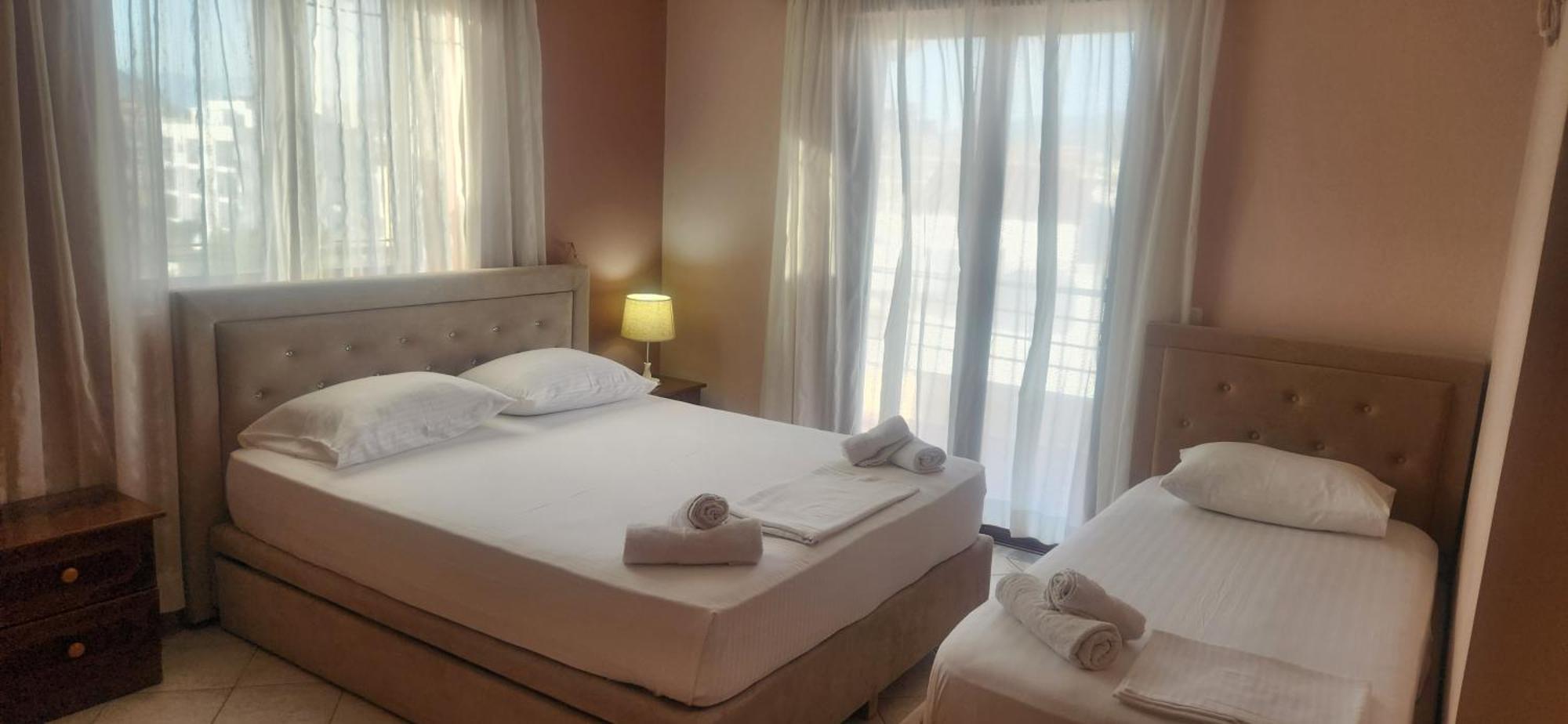 Hotel Vila Danedi Ksamil Esterno foto
